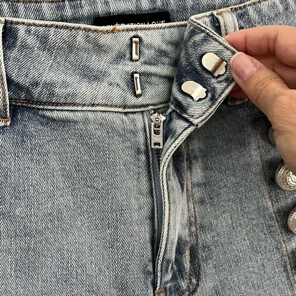 NEW GENERATION LOVE justine denim pants in light blue wash white buttons Size 24 - Picture 6 of 16